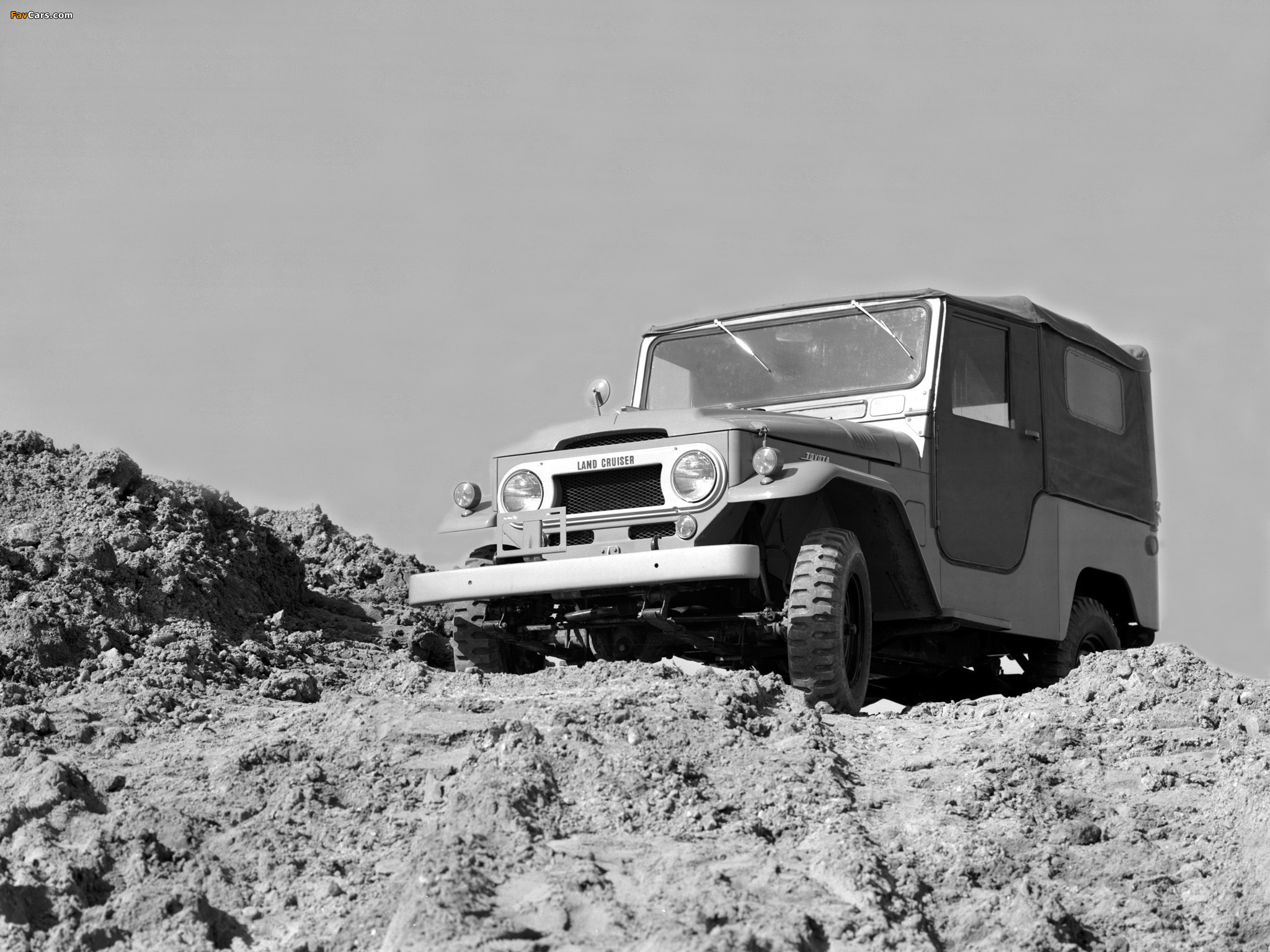 Pictures of Toyota Land Cruiser (FJ40) 1960–73 (2048 x 1536)