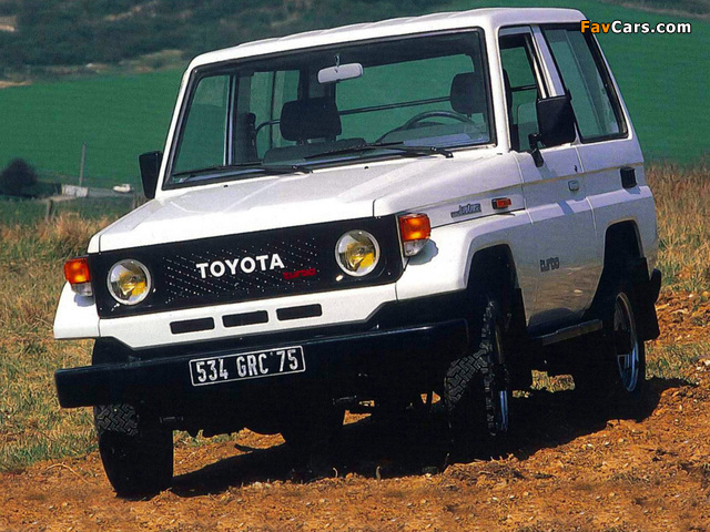 Pictures of Toyota Land Cruiser (BJ70V) 1984–90 (640 x 480)