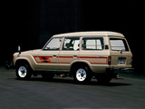 Pictures of Toyota Land Cruiser 60 VX Turbo High Roof (HJ61V) 1984–87