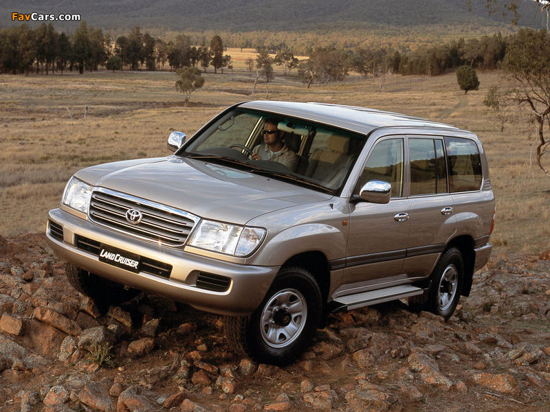 Pictures of Toyota Land Cruiser 100 GXL AU-spec (J100-101) 2002–05 (800 x 600)