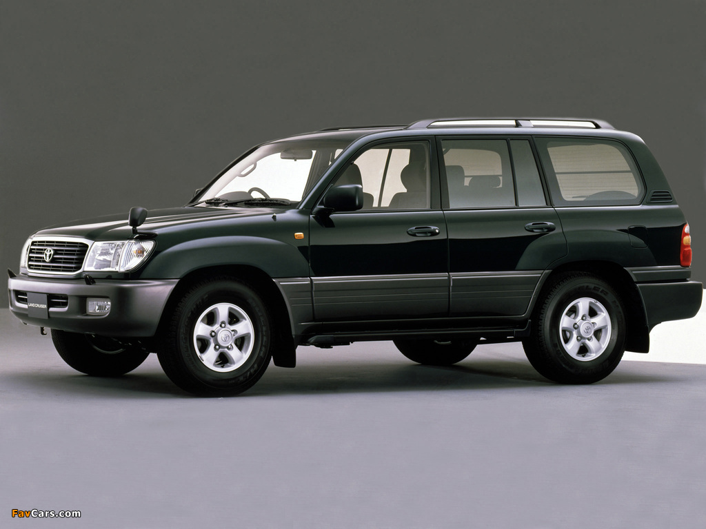 Pictures of Toyota Land Cruiser 100 Wagon VX Limited JP-spec (J100-101) 2002–05 (1024 x 768)