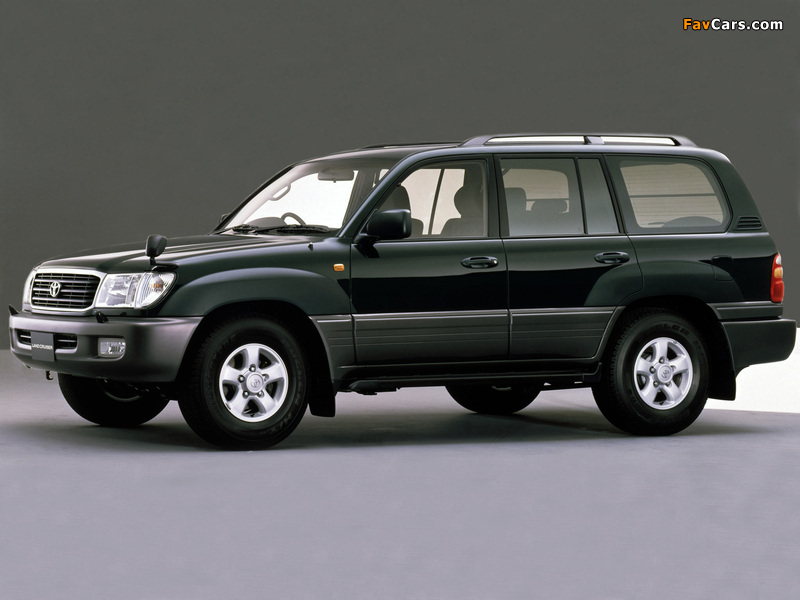 Pictures of Toyota Land Cruiser 100 Wagon VX Limited JP-spec (J100-101) 2002–05 (800 x 600)