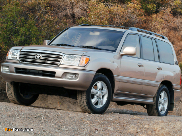 Pictures of Toyota Land Cruiser 100 US-spec (UZJ100W) 2002–05 (640 x 480)