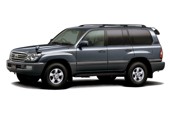 Pictures of Toyota Land Cruiser 100 Van VX JP-spec (J100-101) 2005–07