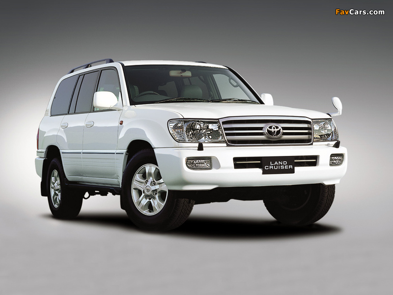Pictures of Toyota Land Cruiser 100 Van VX Limited JP-spec (J100-101) 2005–07 (800 x 600)