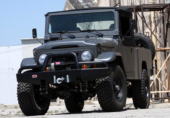 Pictures of ICON Toyota Land Cruiser Pickup (FJ45) 2007