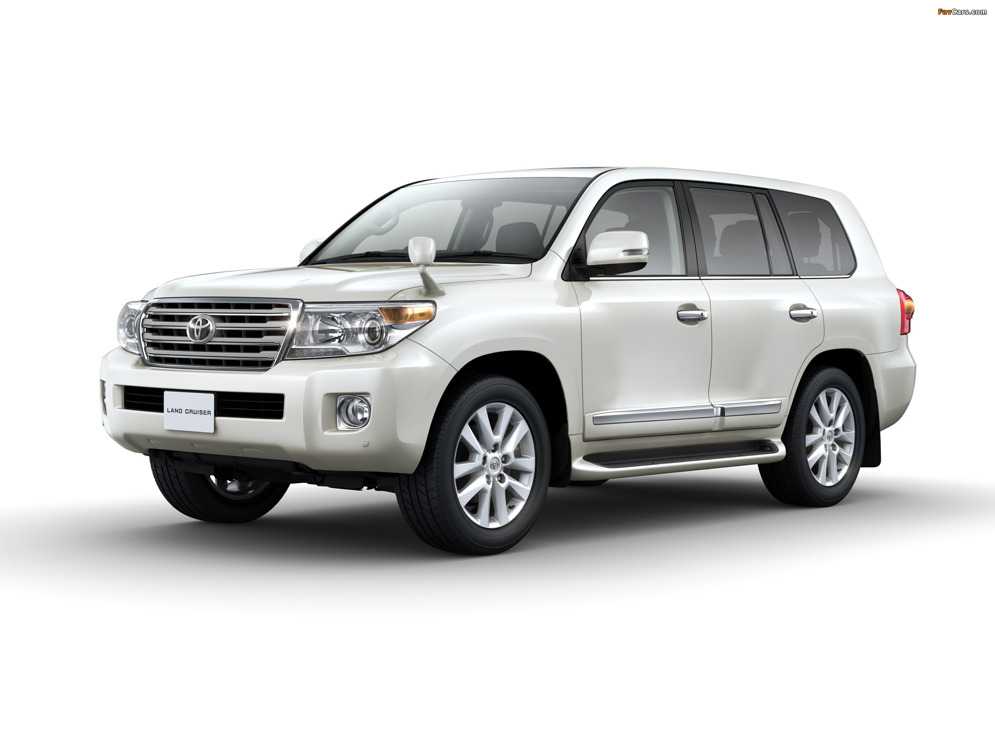 Pictures of Toyota Land Cruiser 200 JP-spec (UZJ200) 2011 (2048 x 1536)