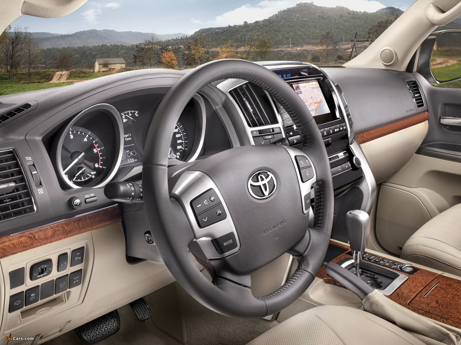 Pictures of Toyota Land Cruiser 200 (URJ200) 2012 (1600 x 1200)