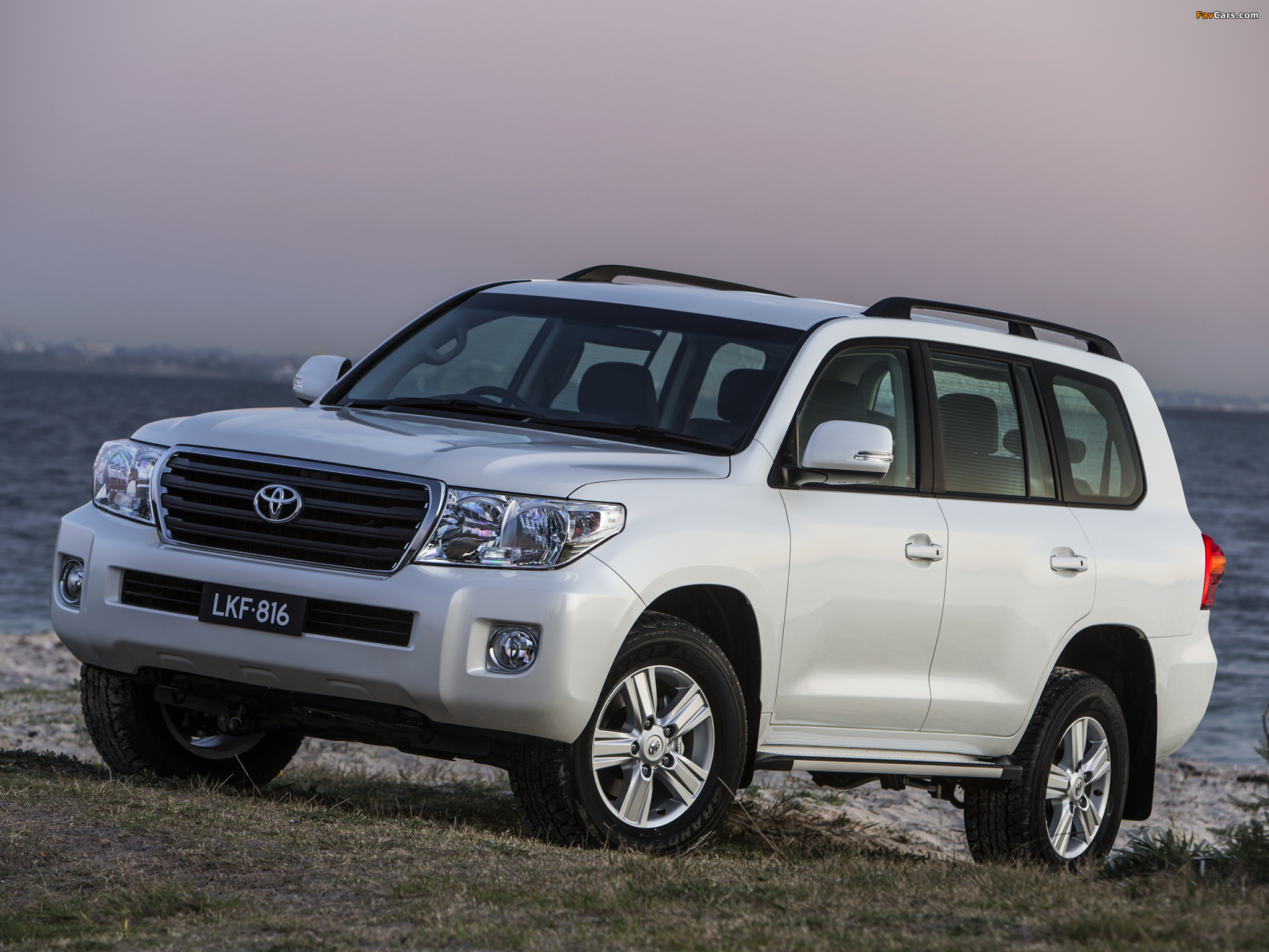 Pictures of Toyota Land Cruiser 200 Altitude (J200) 2012 (2048 x 1536)