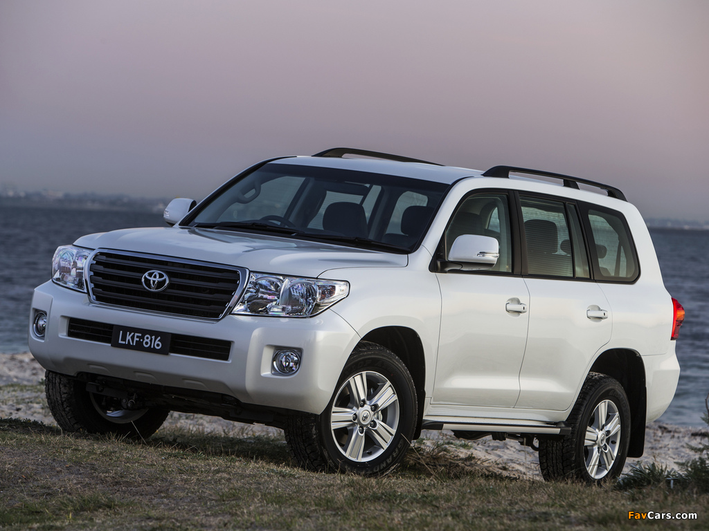 Pictures of Toyota Land Cruiser 200 Altitude (J200) 2012 (1024 x 768)