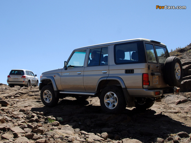 Pictures of Toyota Land Cruiser (640 x 480)