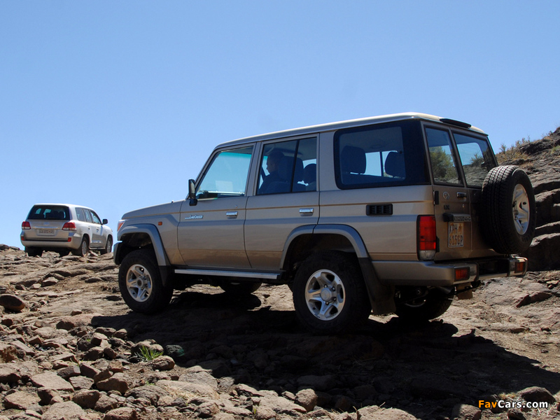 Pictures of Toyota Land Cruiser (800 x 600)