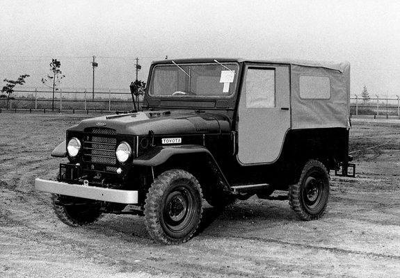 Pictures of Toyota Land Cruiser Canvas Top (FJ25) 1955–60