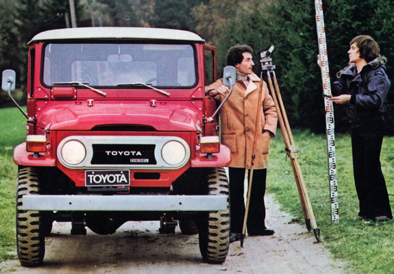 Pictures of Toyota Land Cruiser (BJ40VL) 1973–79