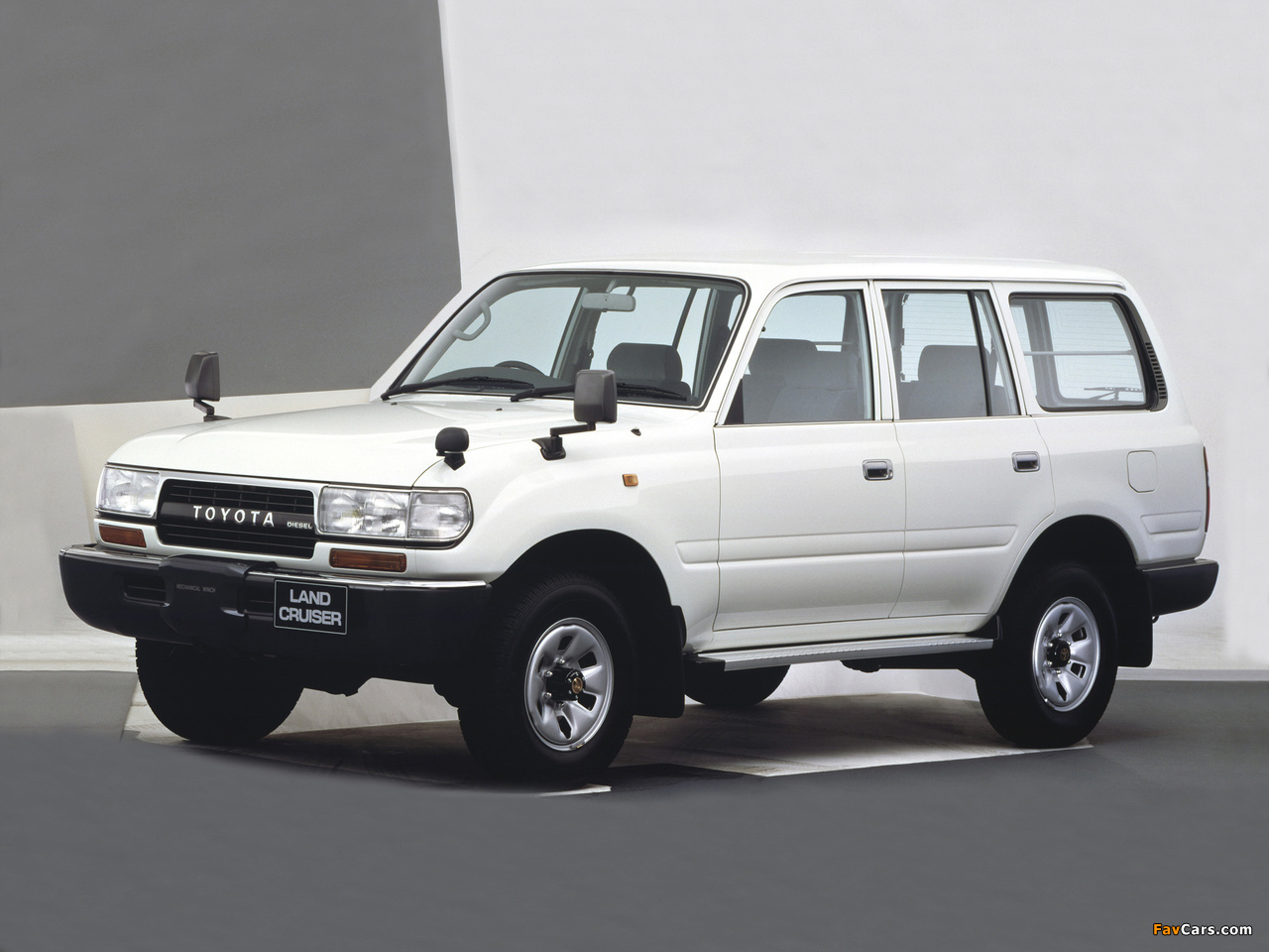 Pictures of Toyota Land Cruiser 80 VAN STD JP-spec (HZ81V) 1989–94 (1280 x 960)