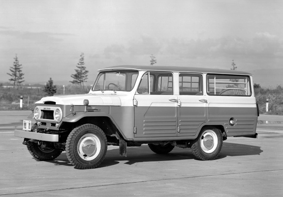 Toyota Land Cruiser (FJ45V) 1960–67 photos