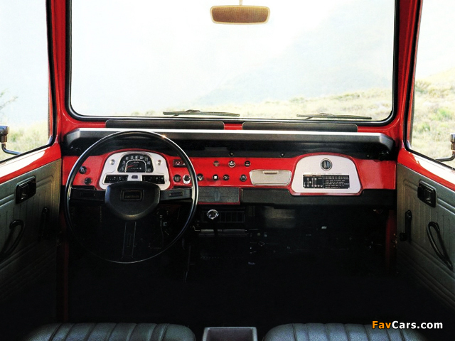 Toyota Land Cruiser (FJ40V) 1961–73 pictures (640 x 480)