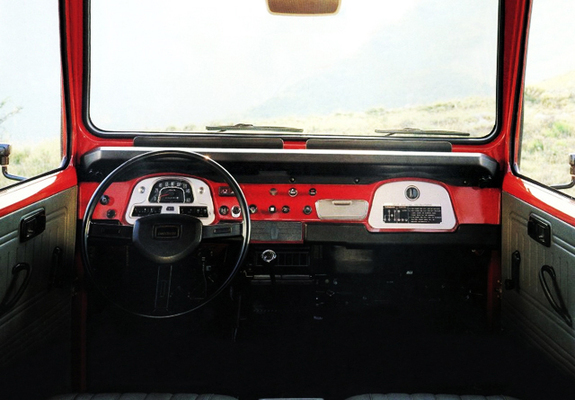 Toyota Land Cruiser (FJ40V) 1961–73 pictures