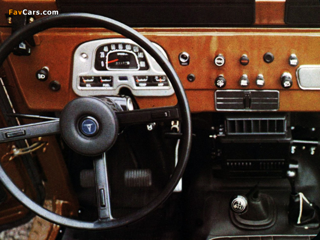 Toyota Land Cruiser (BJ40VL) 1973–79 photos (640 x 480)