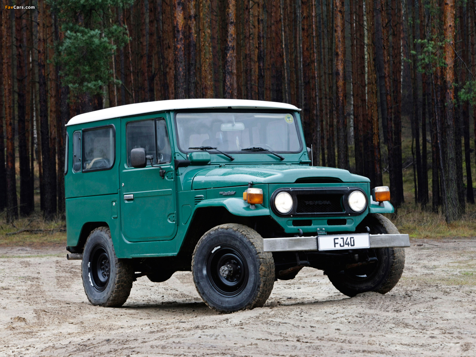 Toyota Land Cruiser (BJ40V) 1973–79 pictures (1600 x 1200)