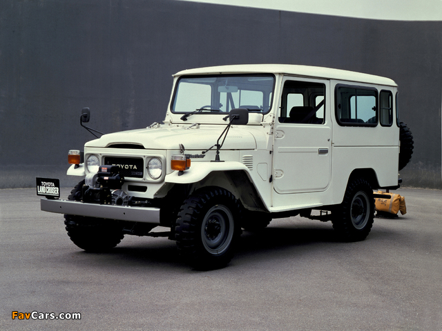 Toyota Land Cruiser 40 (BJ44V) 1979–82 images (640 x 480)