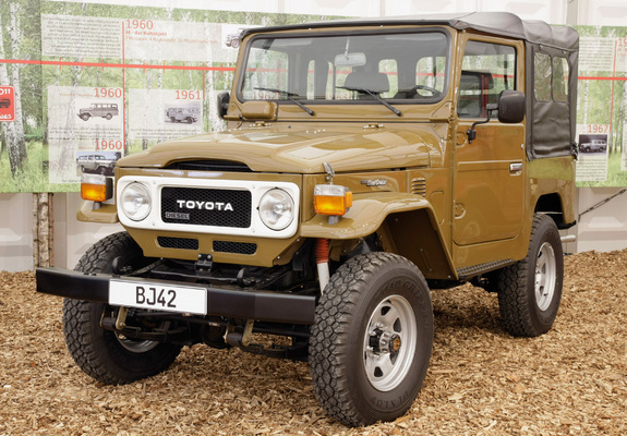 Toyota Land Cruiser Canvas Top (BJ40) 1979–82 pictures