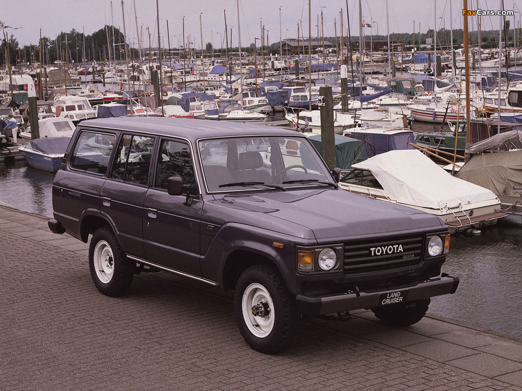 Toyota Land Cruiser 60 Wagon (HJ60V) 1980–87 wallpapers (1024 x 768)