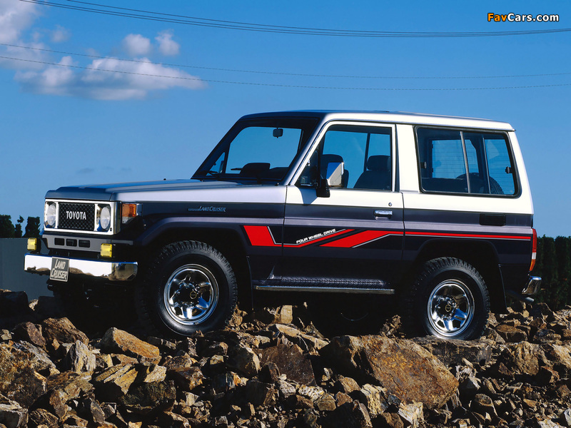 Toyota Land Cruiser (BJ70V) 1984–90 images (800 x 600)