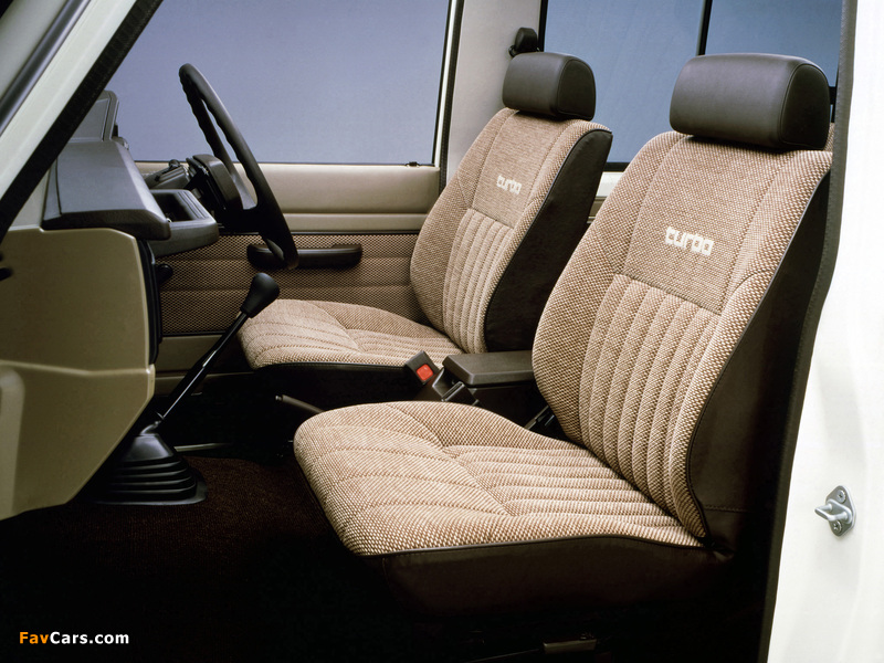 Toyota Land Cruiser (BJ71V) 1985–90 photos (800 x 600)