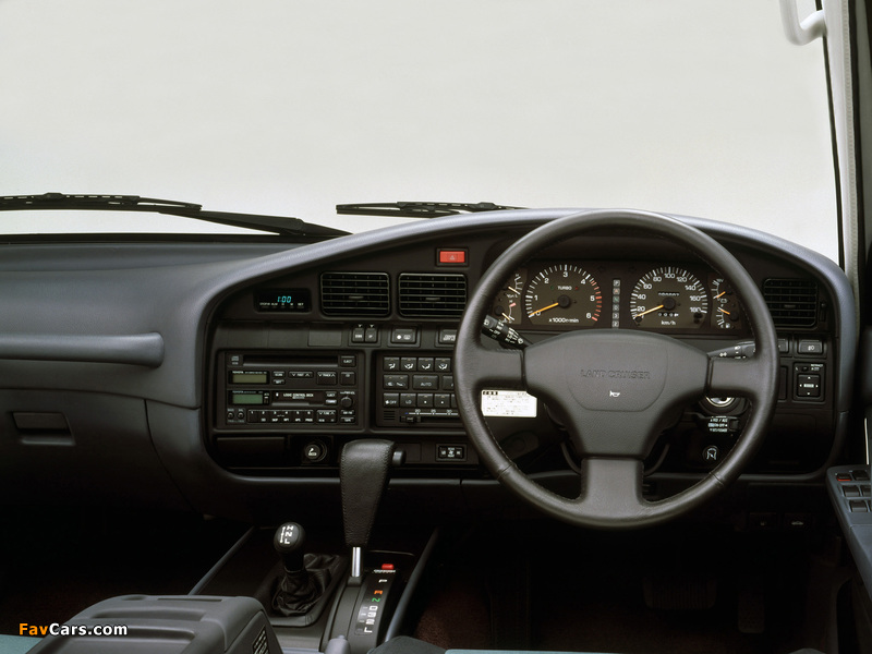 Toyota Land Cruiser 80 VAN VX-Limited JP-spec (HZ81V) 1989–92 pictures (800 x 600)