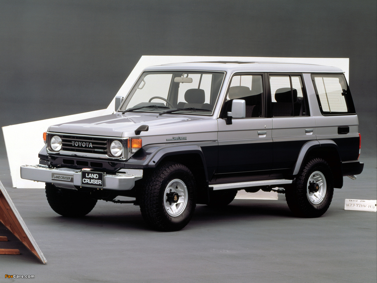 Toyota Land Cruiser (HSJ77V) 1990–99 images (1280 x 960)