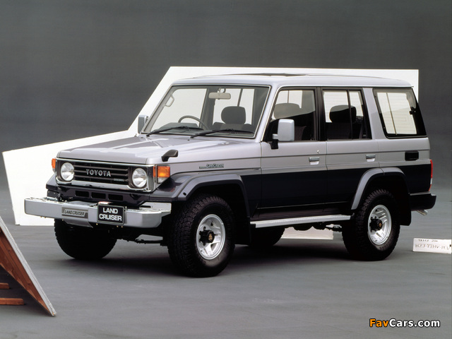 Toyota Land Cruiser (HSJ77V) 1990–99 images (640 x 480)