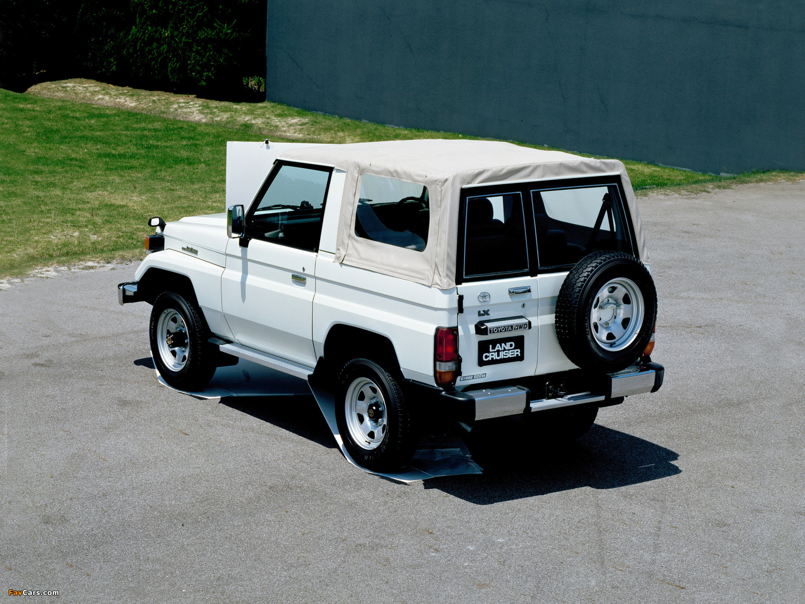 Toyota Land Cruiser (PZJ70) 1990–98 pictures (1600 x 1200)