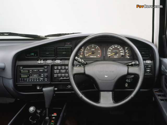 Toyota Land Cruiser 80 VAN VX-Limited Special Package JP-spec (HDJ81V) 1992–94 pictures (640 x 480)