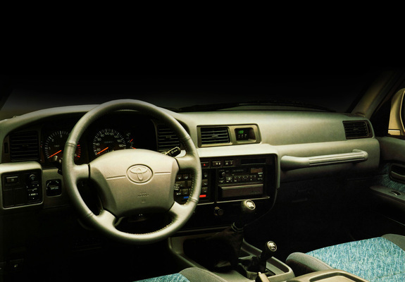 Toyota Land Cruiser 80 VX (HZ81V) 1995–97 images