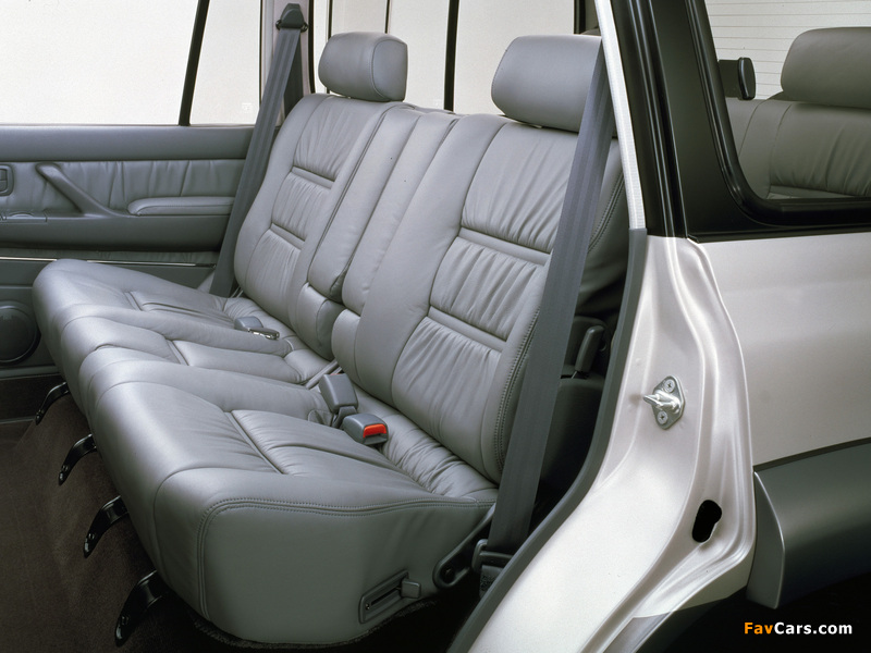 Toyota Land Cruiser 80 Wagon VX JP-spec (HZ81V) 1995–97 images (800 x 600)