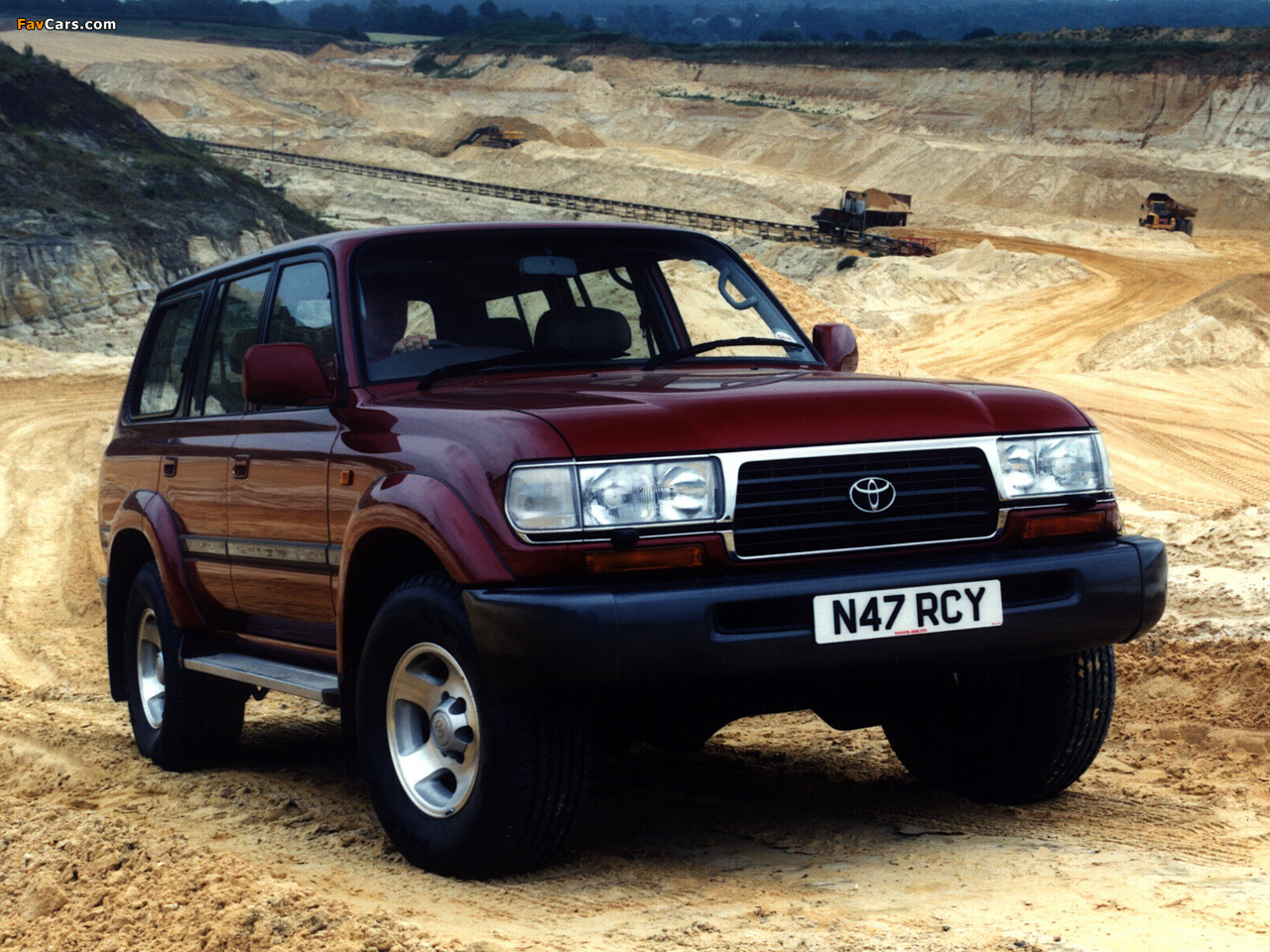 Toyota Land Cruiser 80 VX UK-spec (HZ81V) 1995–97 photos (1280 x 960)