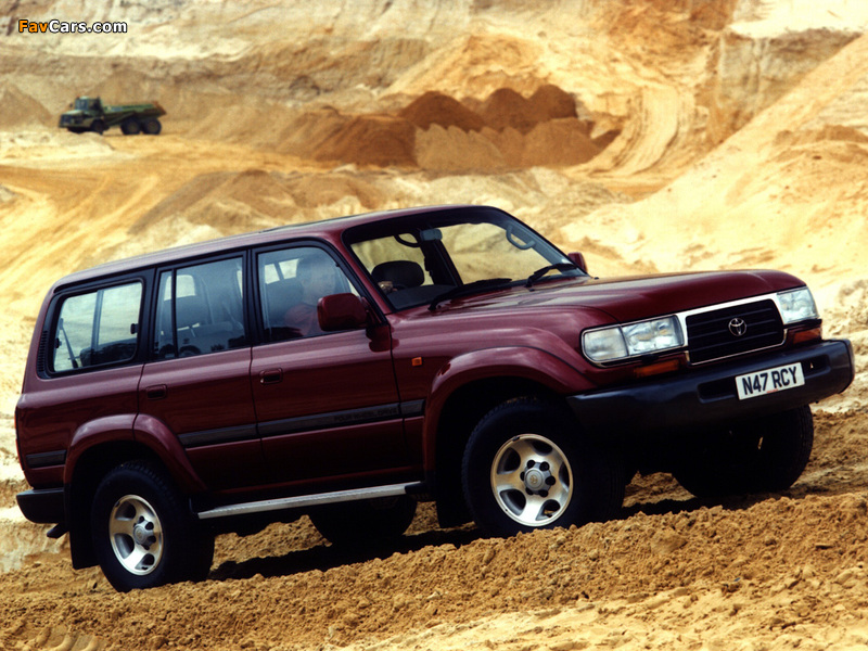 Toyota Land Cruiser 80 VX UK-spec (HZ81V) 1995–97 wallpapers (800 x 600)