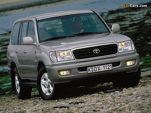 Toyota Land Cruiser 100 VX (J100-101) 1998–2002 images (640 x 480)