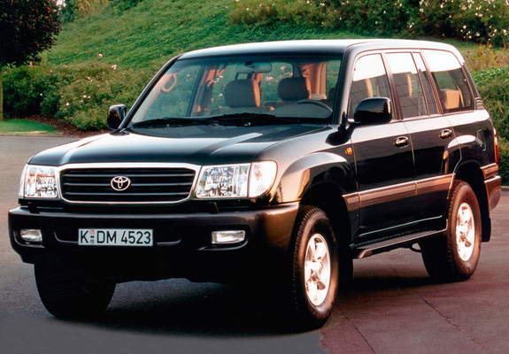 Toyota Land Cruiser 100 VX (J100-101) 1998–2002 photos