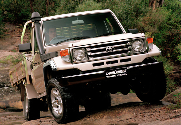Toyota Land Cruiser Cab Chassis GXL (J79) 1999–2007 wallpapers
