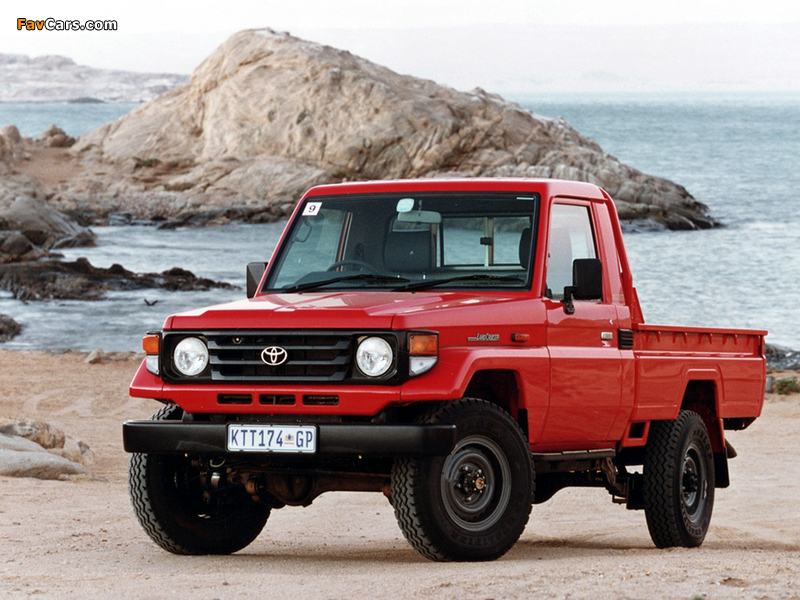 Toyota Land Cruiser Pickup ZA-spec (J79) 1999–2007 wallpapers (800 x 600)