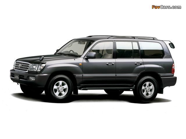 Toyota Land Cruiser 100 Van VX JP-spec (J100-101) 2002–05 pictures (640 x 480)