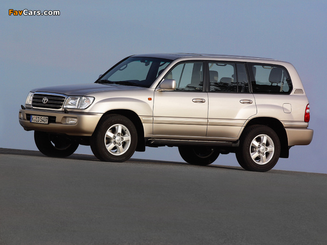 Toyota Land Cruiser 100 VX (J100-101) 2002–05 pictures (640 x 480)