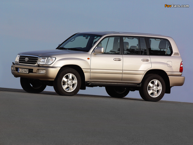Toyota Land Cruiser 100 VX (J100-101) 2002–05 pictures (800 x 600)