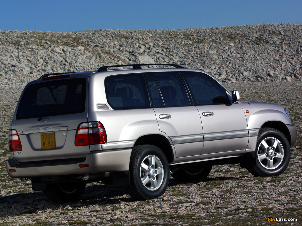 Toyota Land Cruiser 100 VX (J100-101) 2002–05 pictures (1024 x 768)