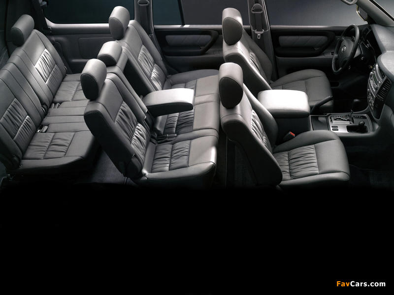 Toyota Land Cruiser 100 VX-R UAE-spec (J100-101) 2005–07 pictures (800 x 600)