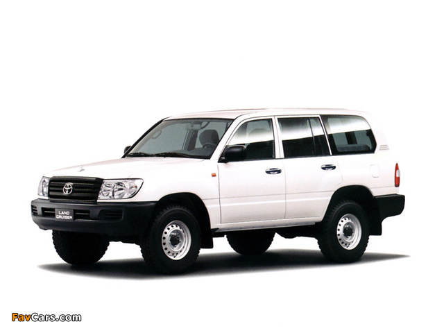 Toyota Land Cruiser 100 G UAE-spec (HZJ100) 2005–07 wallpapers (640 x 480)