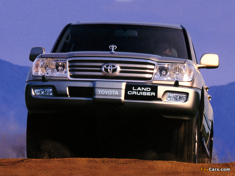 Toyota Land Cruiser 100 VX-R CN-spec (J100-101) 2005–07 wallpapers (800 x 600)