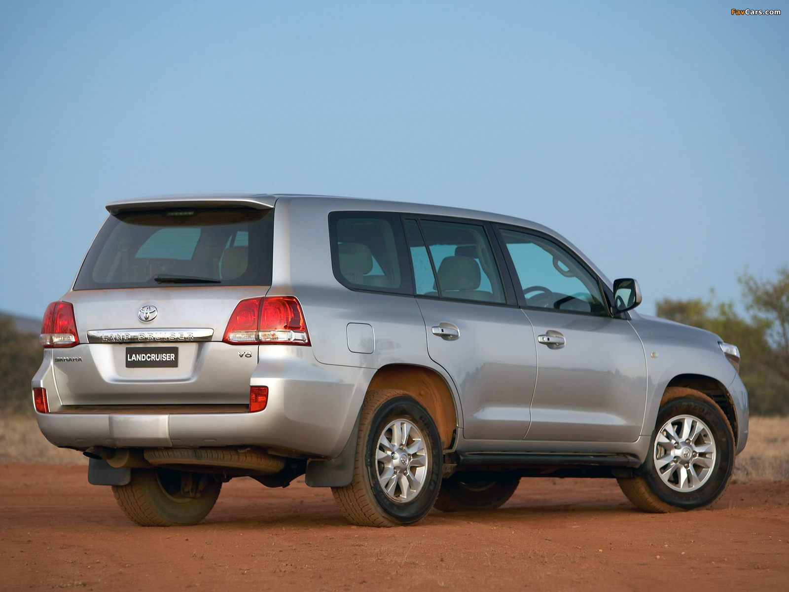 Toyota Land Cruiser 200 Sahara AU-spec (UZJ200) 2007–12 images (1600 x 1200)